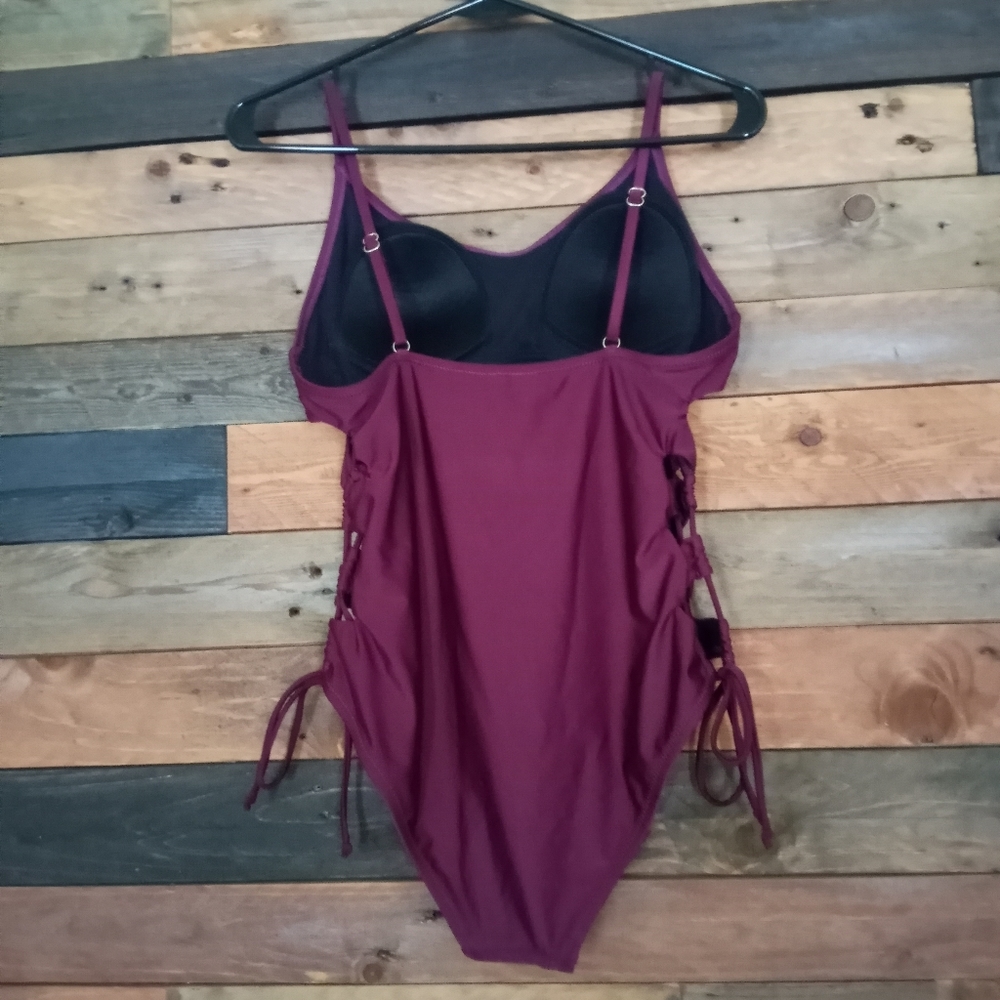 NWOT Grand Everest burgundy swimsuit - Medium - Picture 3 of 6